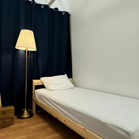 Korean Minbak C'est La Vie Paris بيت شباب