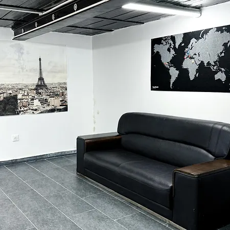 Korean Minbak C'est La Vie Paris * بانيوليه